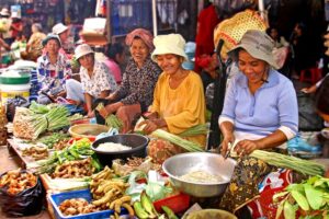 Ubud morning market dawn Bali — arrive 5:30AM food guide Indian travelers