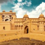 Jaipur travel guide 2026 — 9 royal places Amber Fort golden hour reflection