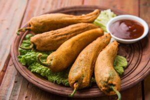 Mirchi bada Jaipur chilli fritter street food — must try Rajasthani snack 2026