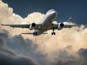 25 Travel Hacks & Viral Tips That Actually Work (2026 Guide for Smart Travelers)